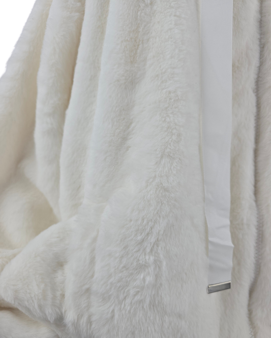 Bomber de pelitos forrada con bolsillos